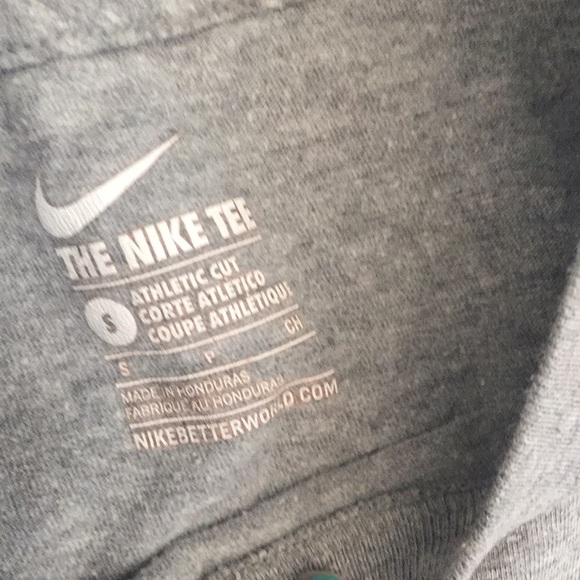 🚹Boy Nike Tee. - Picture 3 of 5